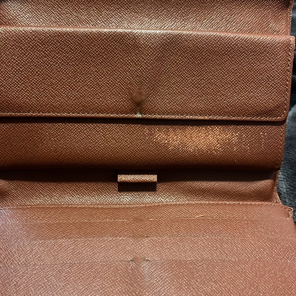 LV monogram continental wallet...good used condition! - Picture 9 of 9